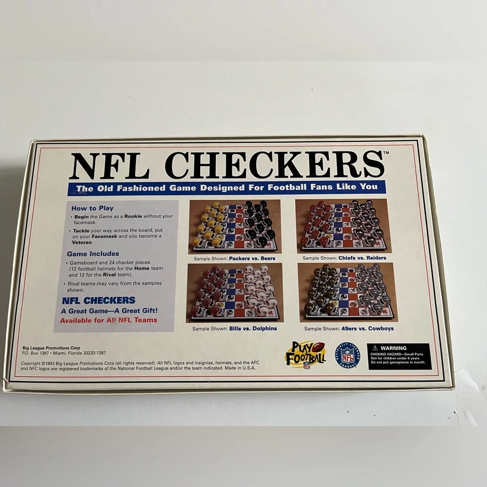 Vintage 1993 NFL GREEN BAY PACKERS vs VIKINGS NFL Helmet Checkers Board Game